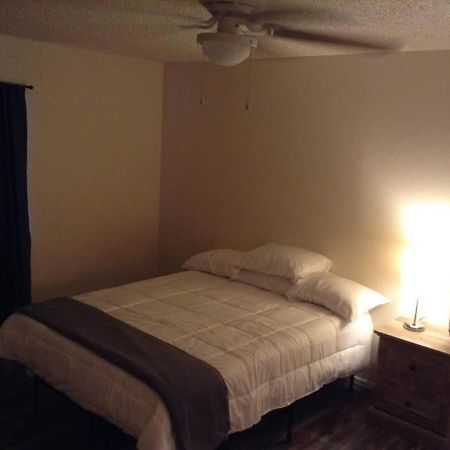 1 Bedroom Apartment For You! Next To Fort Sill ロートン エクステリア 写真